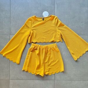 NWT 2 Piece Yellow Outfit